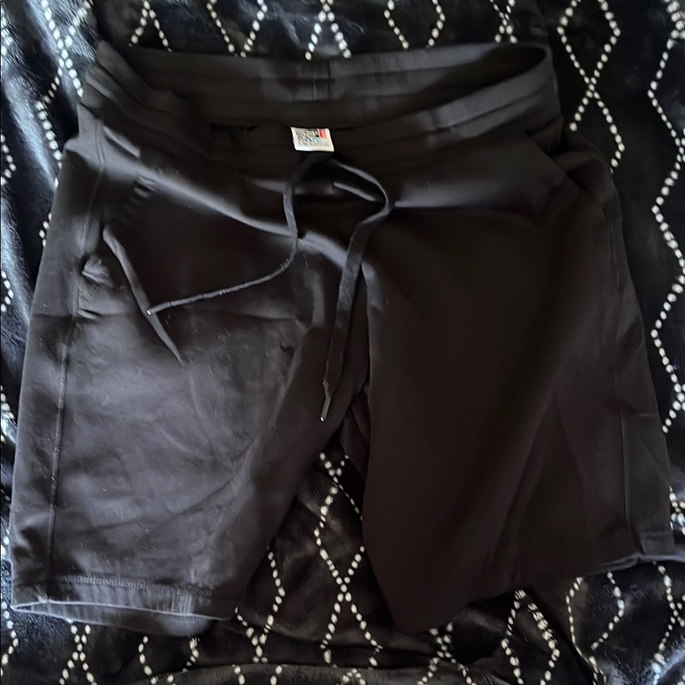 32 Degrees Black Athletic Shorts Soft Matte Finish